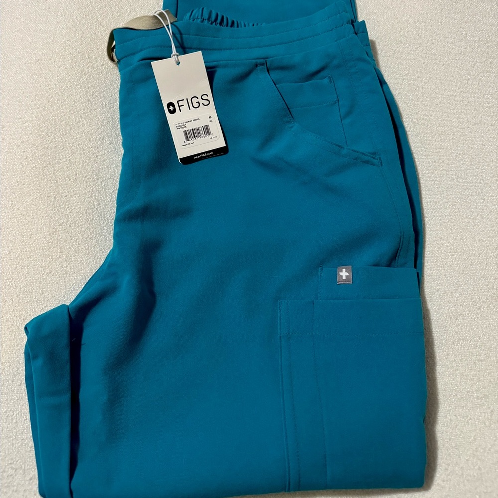 FIGS women's Teal Yola-Skinny Scrub Pants - M / Teal